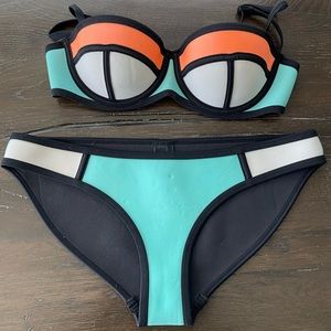 Triangl Bikini
